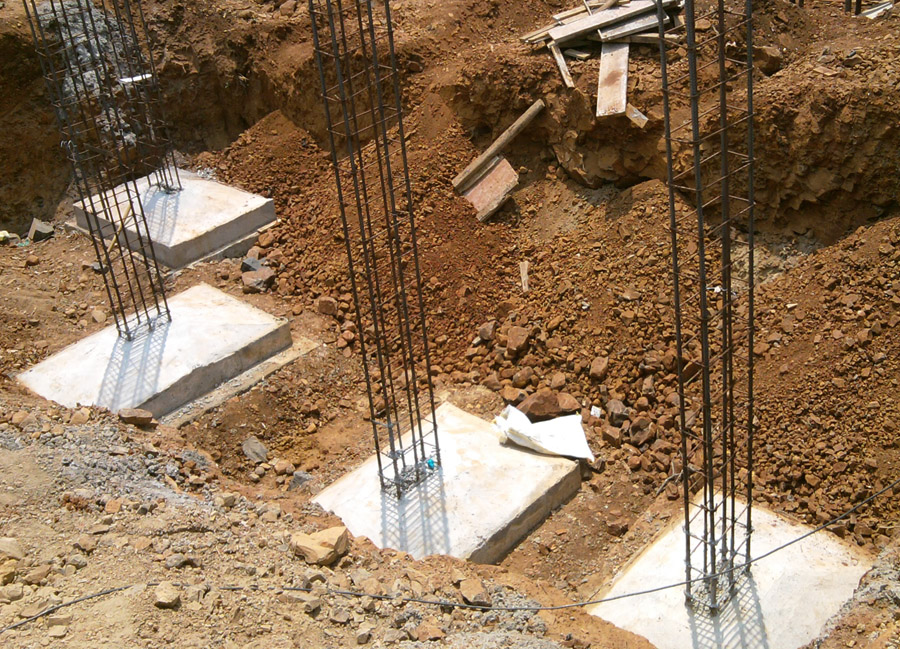 تنفيذ الأساسات